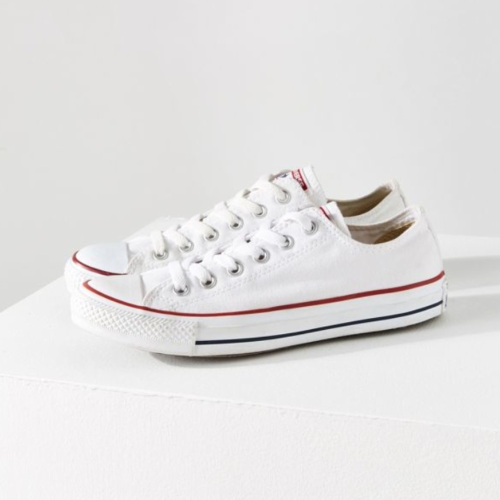Converse Chuck Taylor All Star Low Top Sneaker